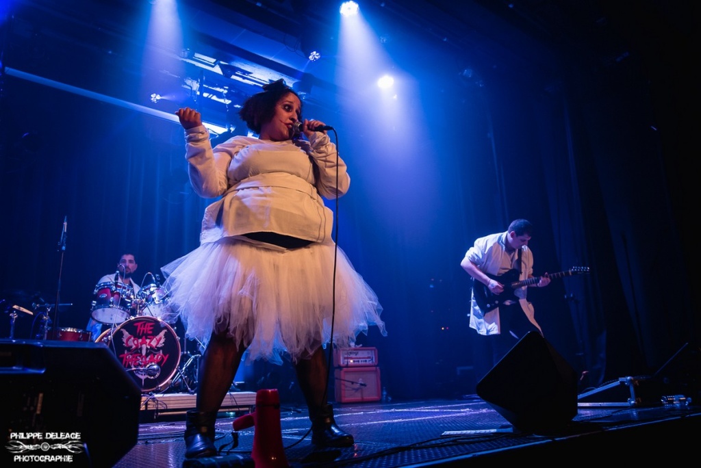 The-Crazy-Therapy-16